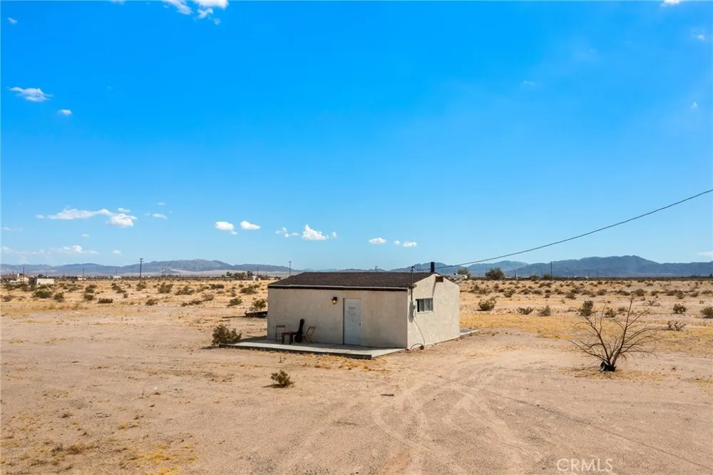82229 Raven Roost 29 Palms, CA 92277
