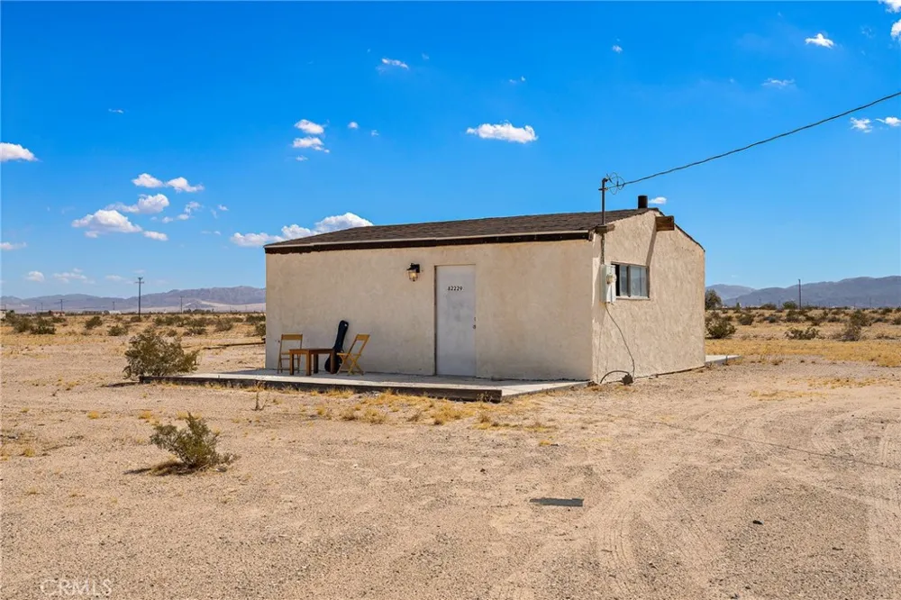 82229 Raven Roost 29 Palms, CA 92277