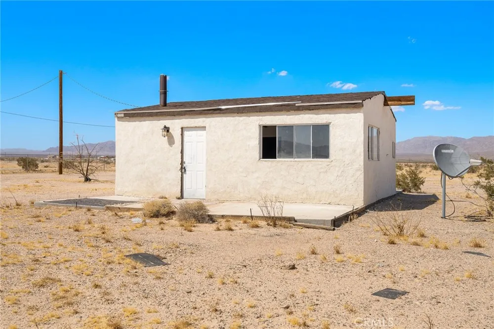 82229 Raven Roost 29 Palms, CA 92277