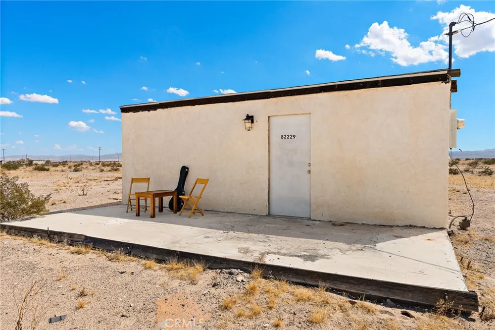 82229 Raven Roost 29 Palms, CA 92277