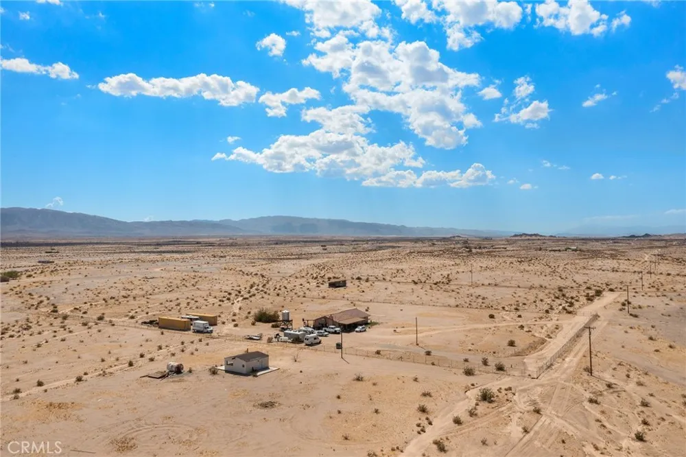 82229 Raven Roost 29 Palms, CA 92277