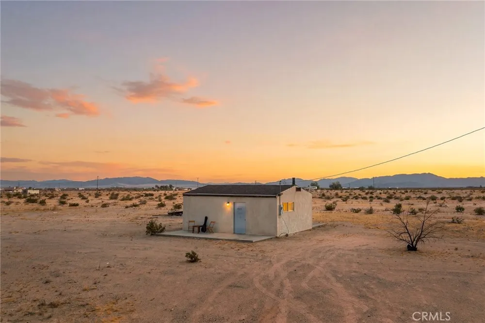 82229 Raven Roost 29 Palms, CA 92277