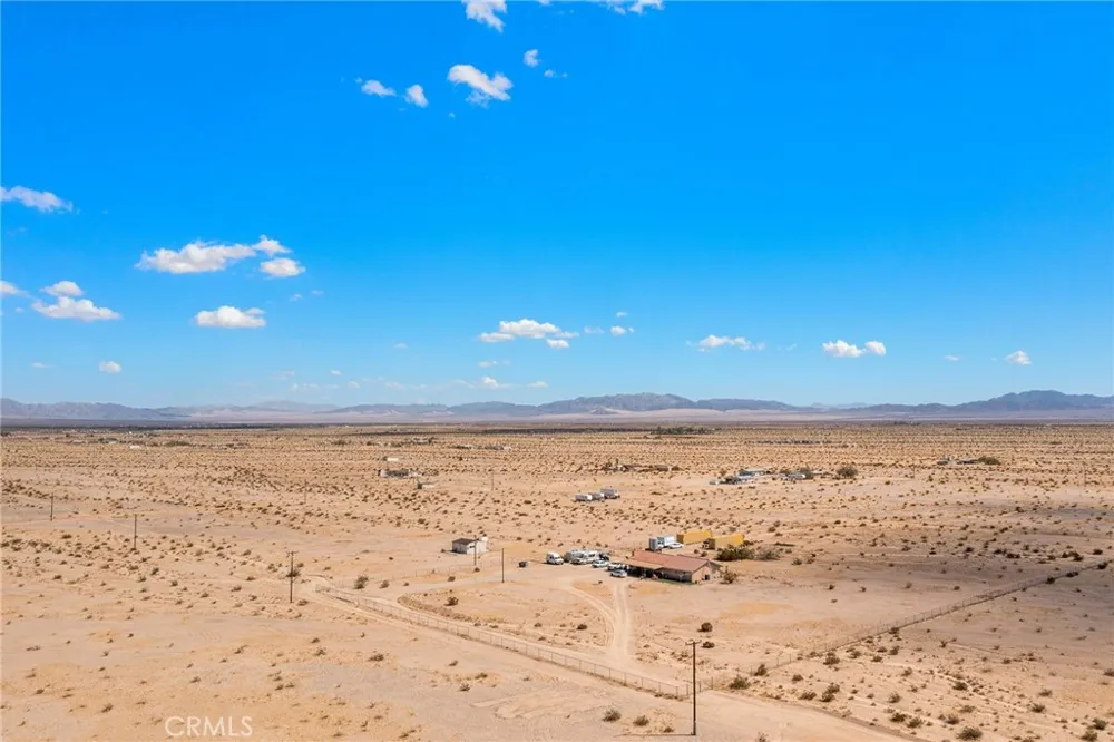 82229 Raven Roost 29 Palms, CA 92277