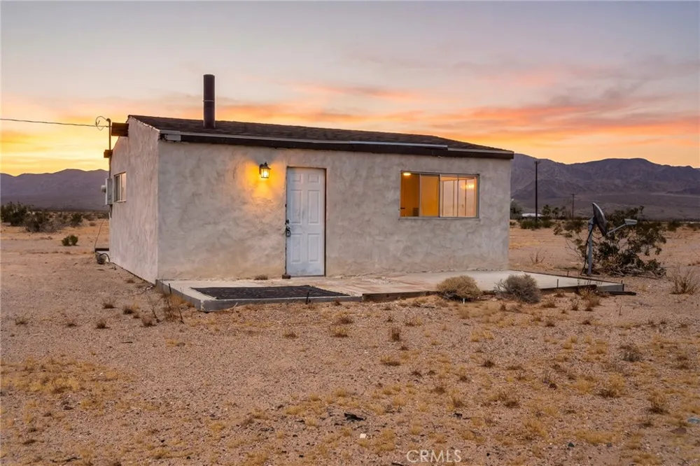 82229 Raven Roost 29 Palms, CA 92277