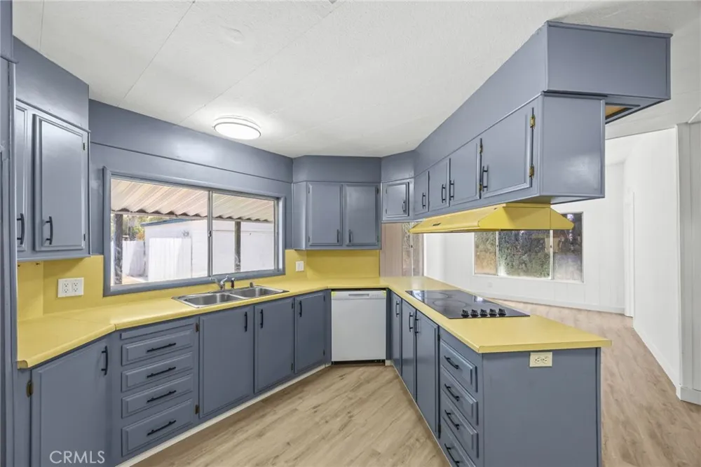 24040 Wheatfield Wildomar, CA 92595