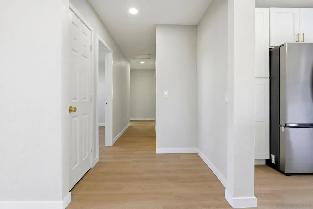 6228 Calle Pavana San Diego, CA 92139