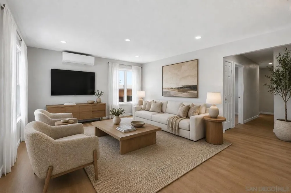 6228 Calle Pavana San Diego, CA 92139