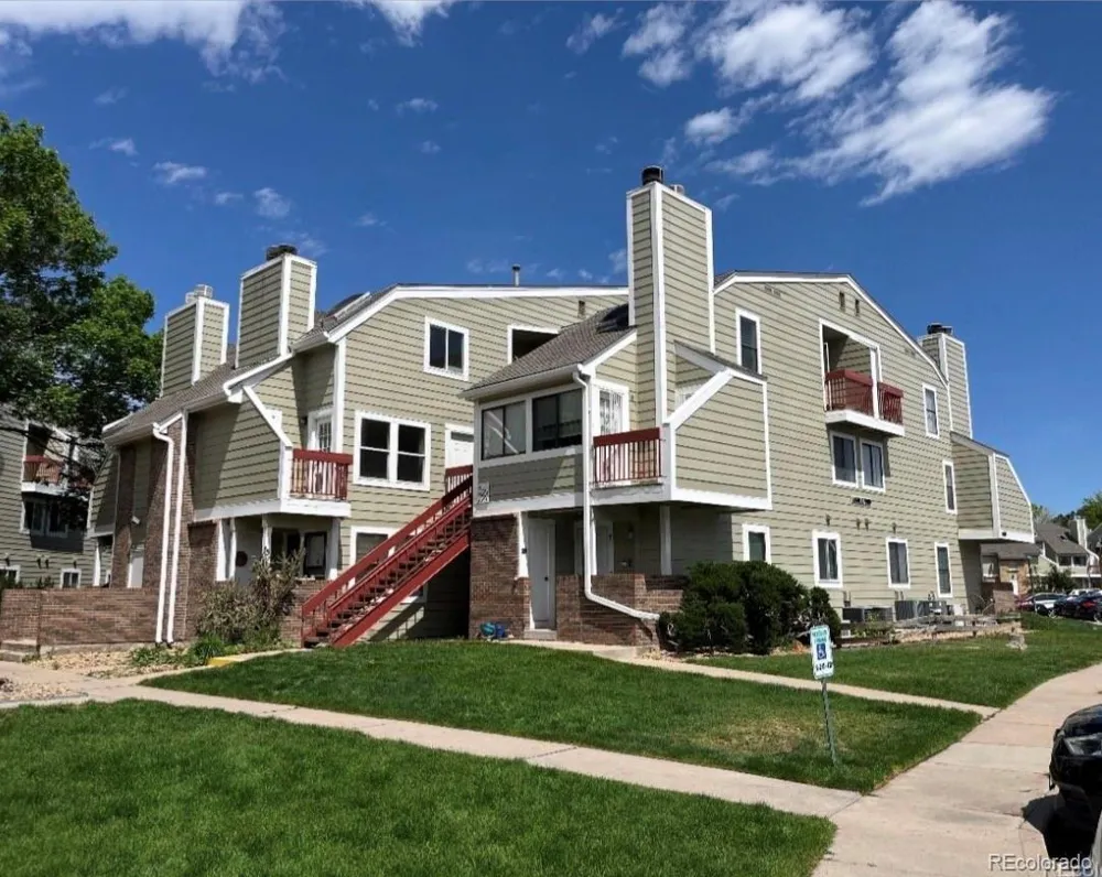 14561 E Ford Place #13 Aurora, CO 80012