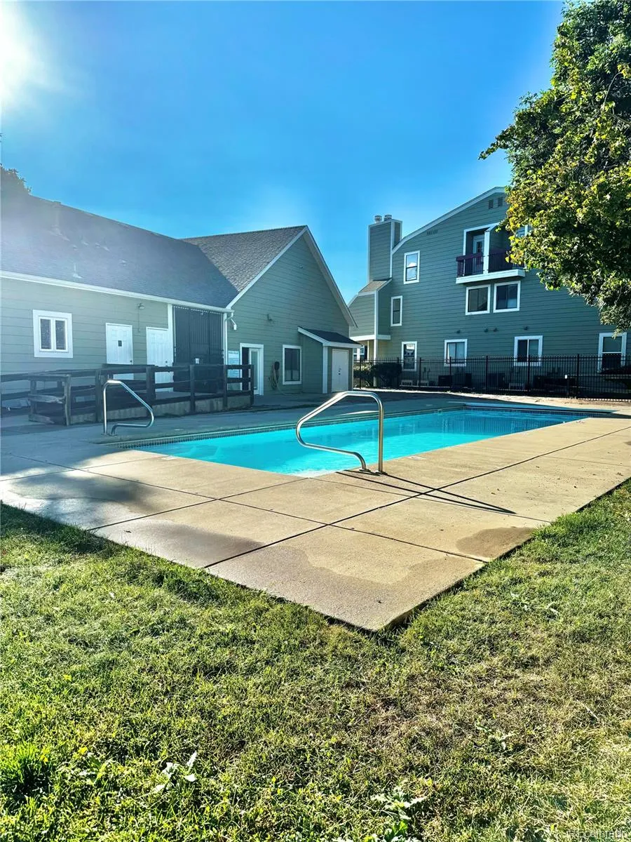 14561 E Ford Place #13 Aurora, CO 80012