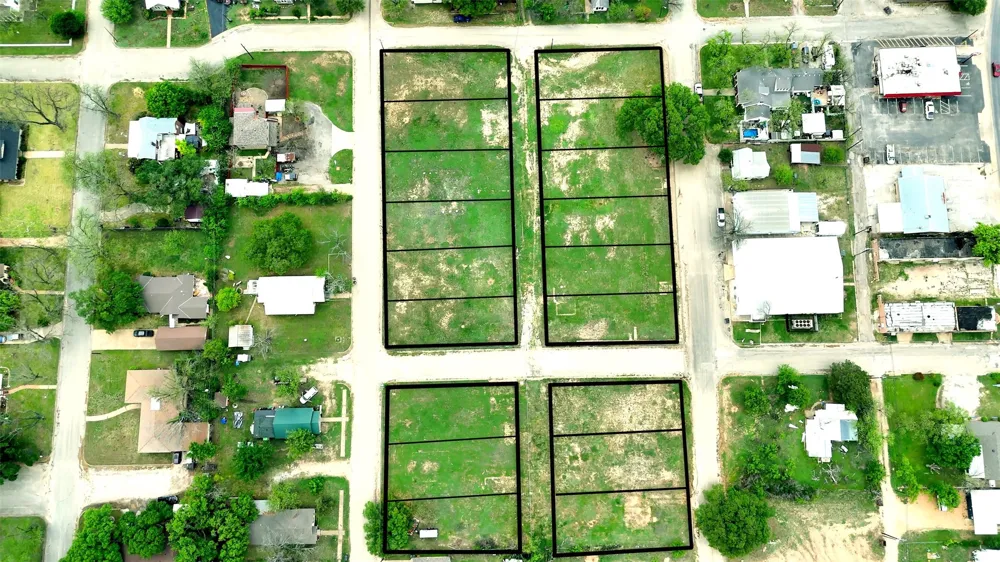 1304 S high Street Brady, TX 76825