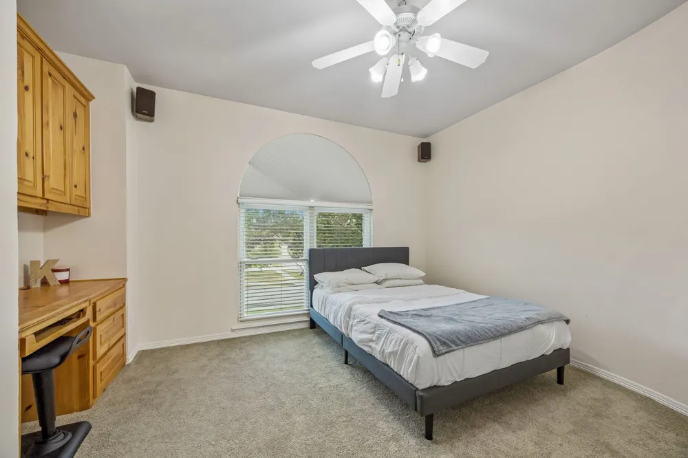 1129 Wishing Well Court Cedar Hill, TX 75104