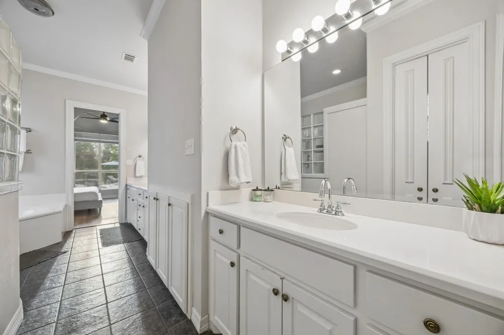 1129 Wishing Well Court Cedar Hill, TX 75104