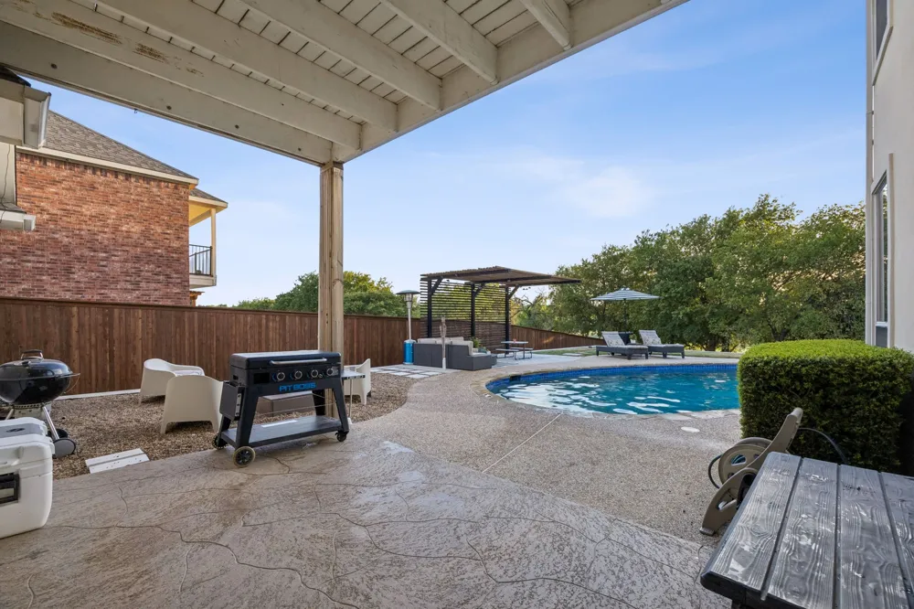 1129 Wishing Well Court Cedar Hill, TX 75104