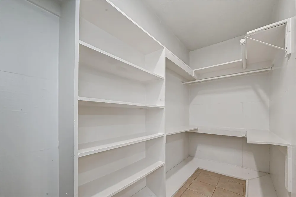817 Eleanor Street Houston, TX 77009