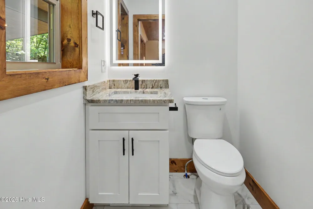48 Woodleaf Road Morganton, GA 30560