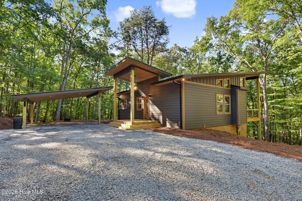 48 Woodleaf Road Morganton, GA 30560