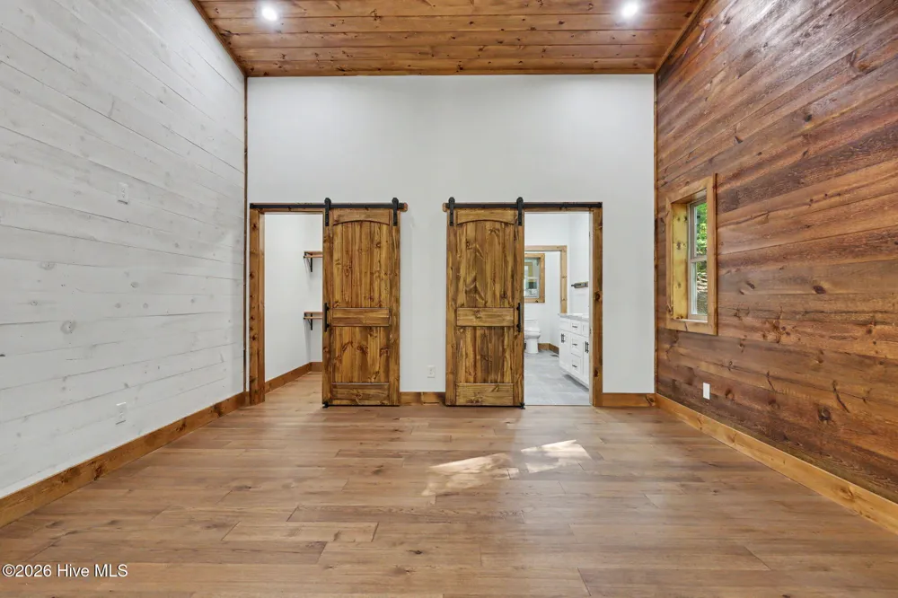 48 Woodleaf Road Morganton, GA 30560