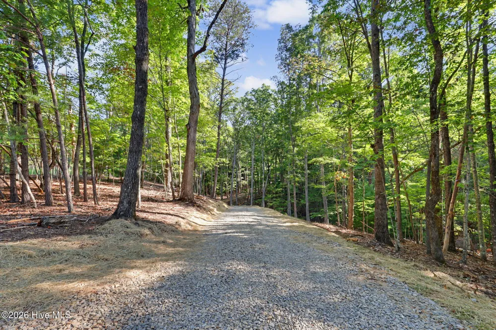48 Woodleaf Road Morganton, GA 30560