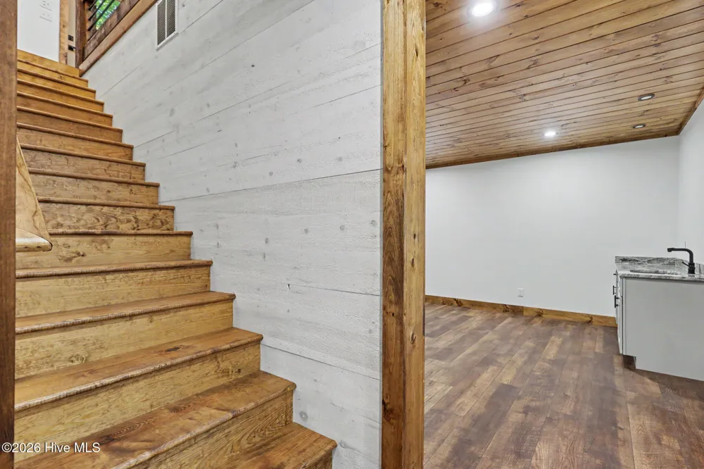 48 Woodleaf Road Morganton, GA 30560