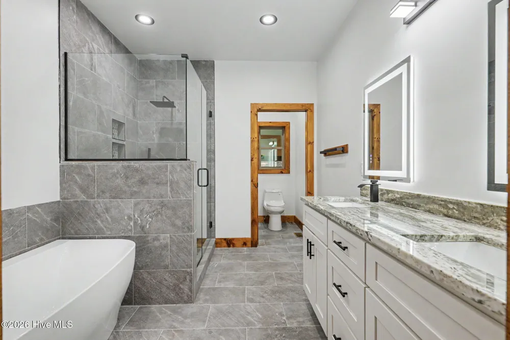 48 Woodleaf Road Morganton, GA 30560