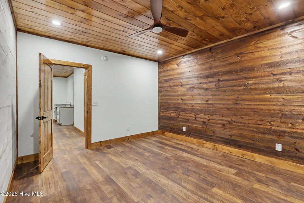 48 Woodleaf Road Morganton, GA 30560