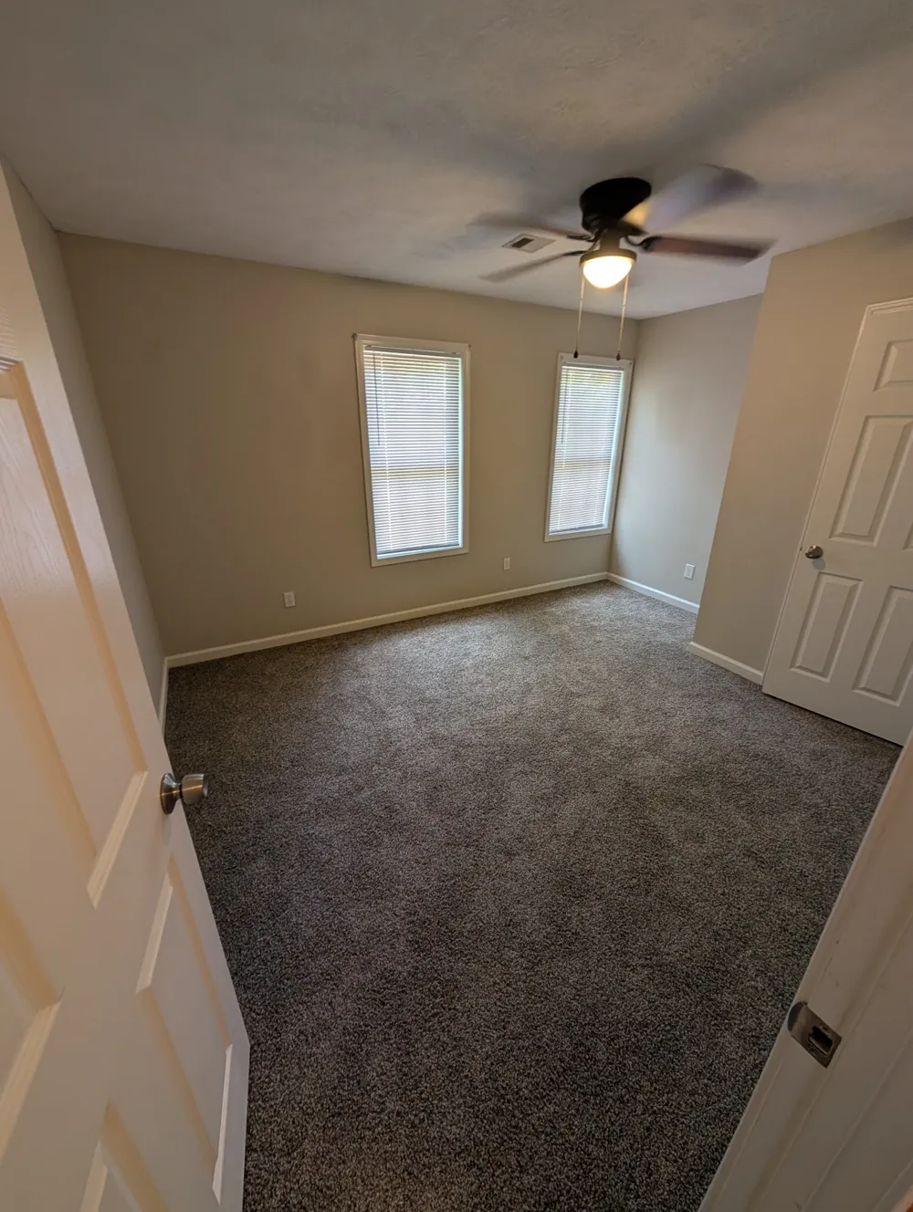 3997 Castle Bar Clarksville, TN 37040
