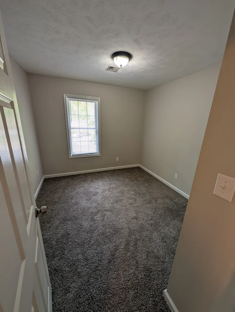 3997 Castle Bar Clarksville, TN 37040