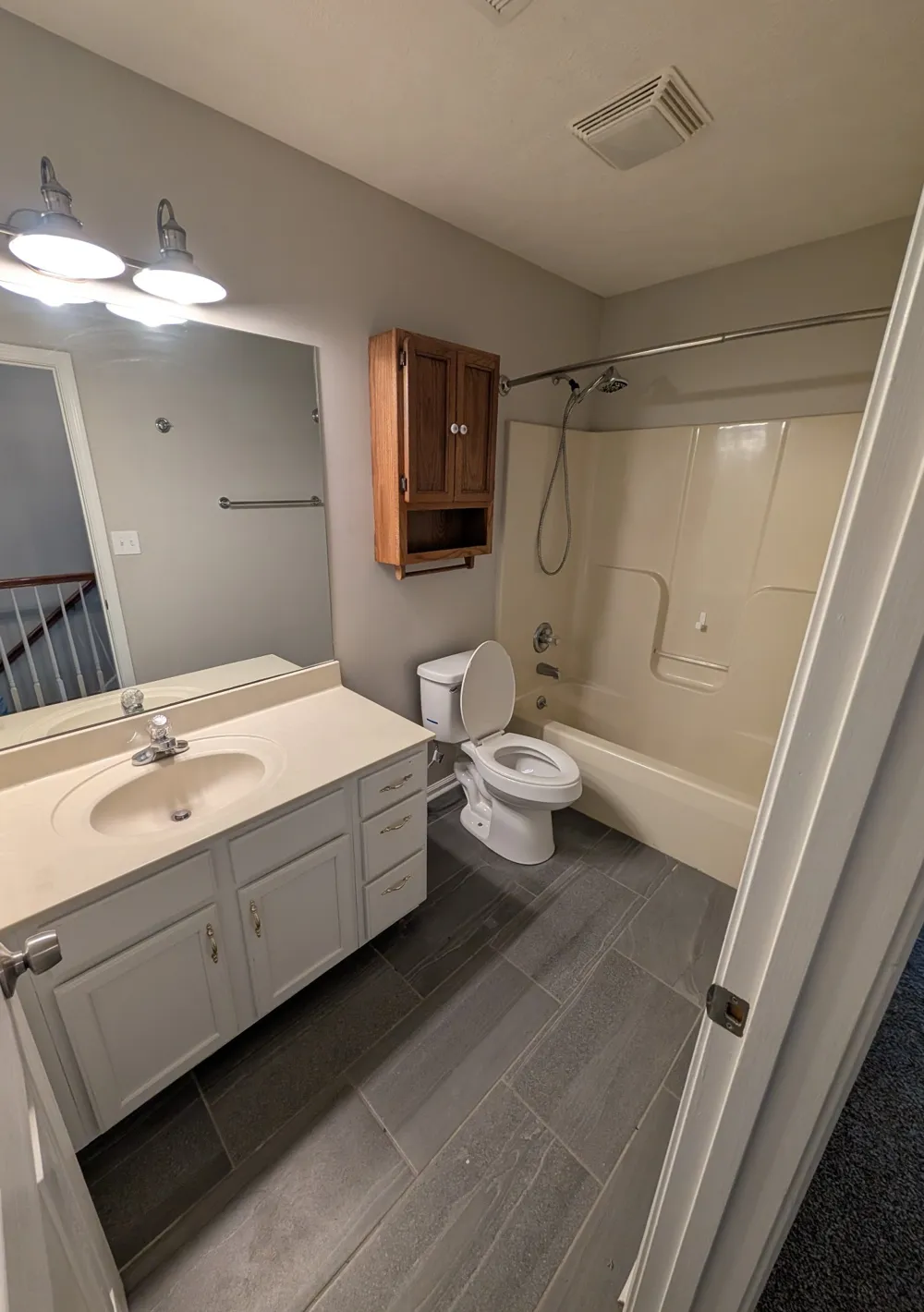 3997 Castle Bar Clarksville, TN 37040