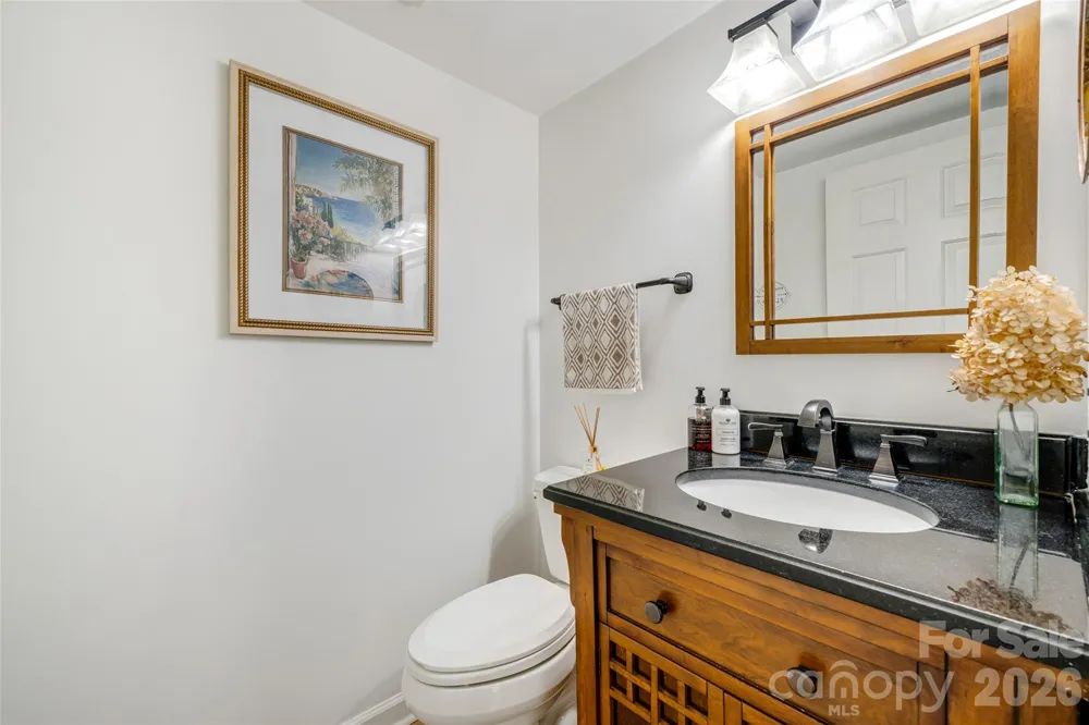 336 Sky Lake Drive Hendersonville, NC 28739