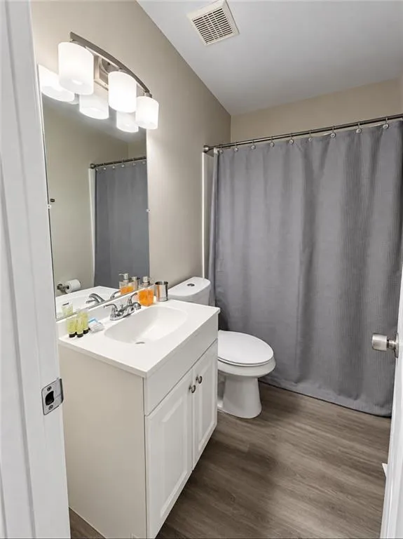 4220 Holland Drive Gainesville, GA 30504
