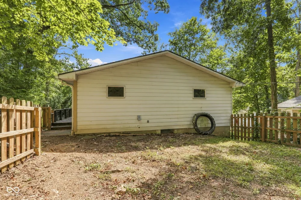 8671 S Kinman Drive Nineveh, IN 46164