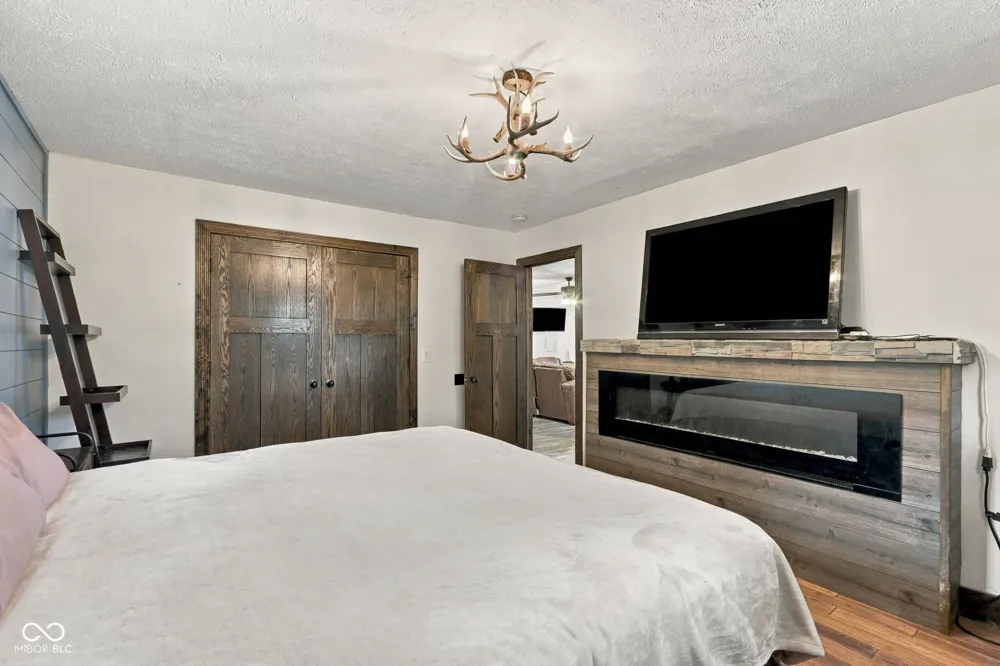8671 S Kinman Drive Nineveh, IN 46164
