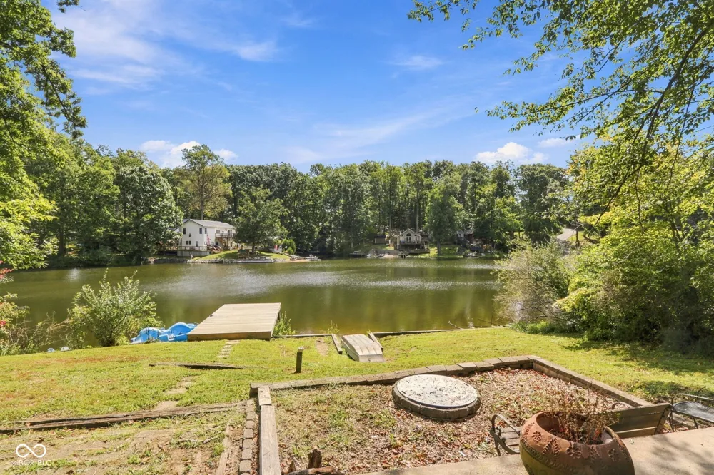 8671 S Kinman Drive Nineveh, IN 46164