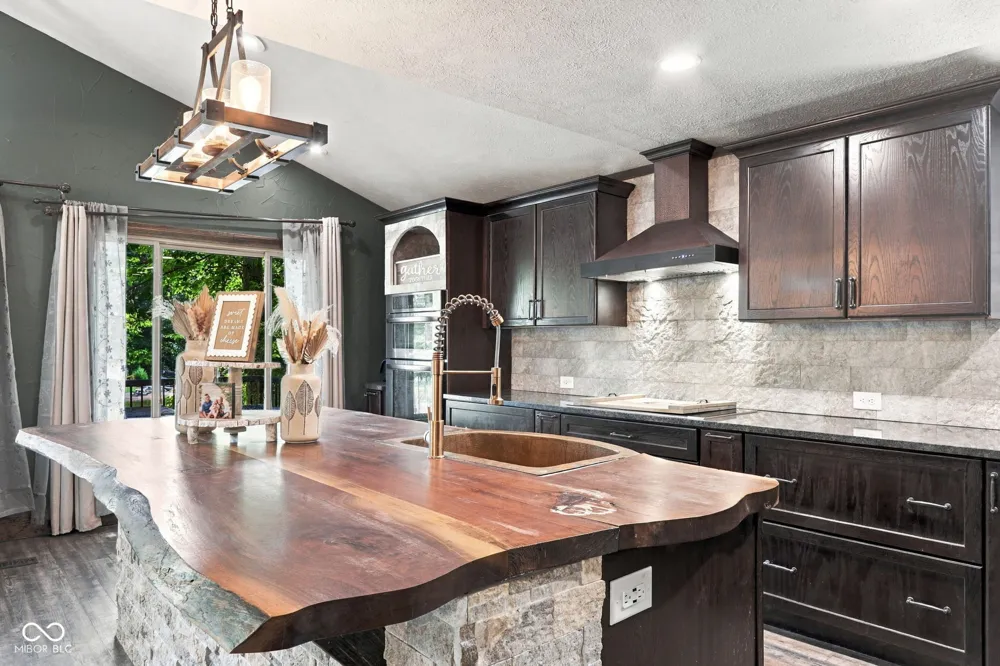 8671 S Kinman Drive Nineveh, IN 46164