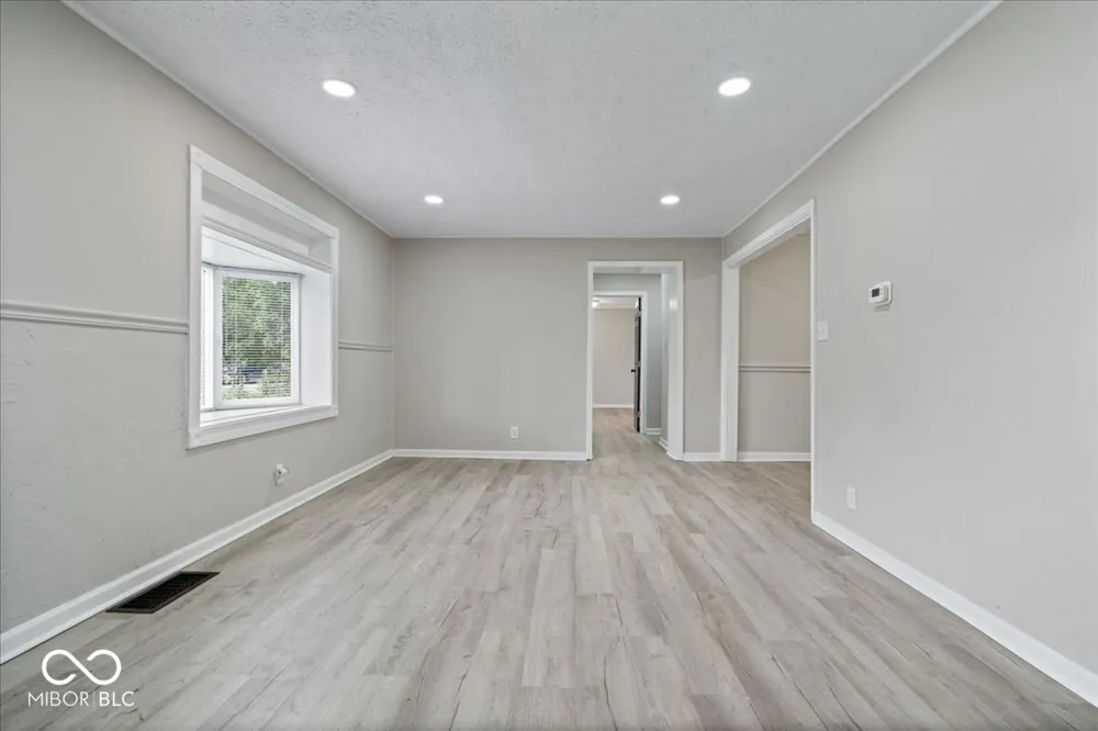 566 Trowbridge Street Indianapolis, IN 46203