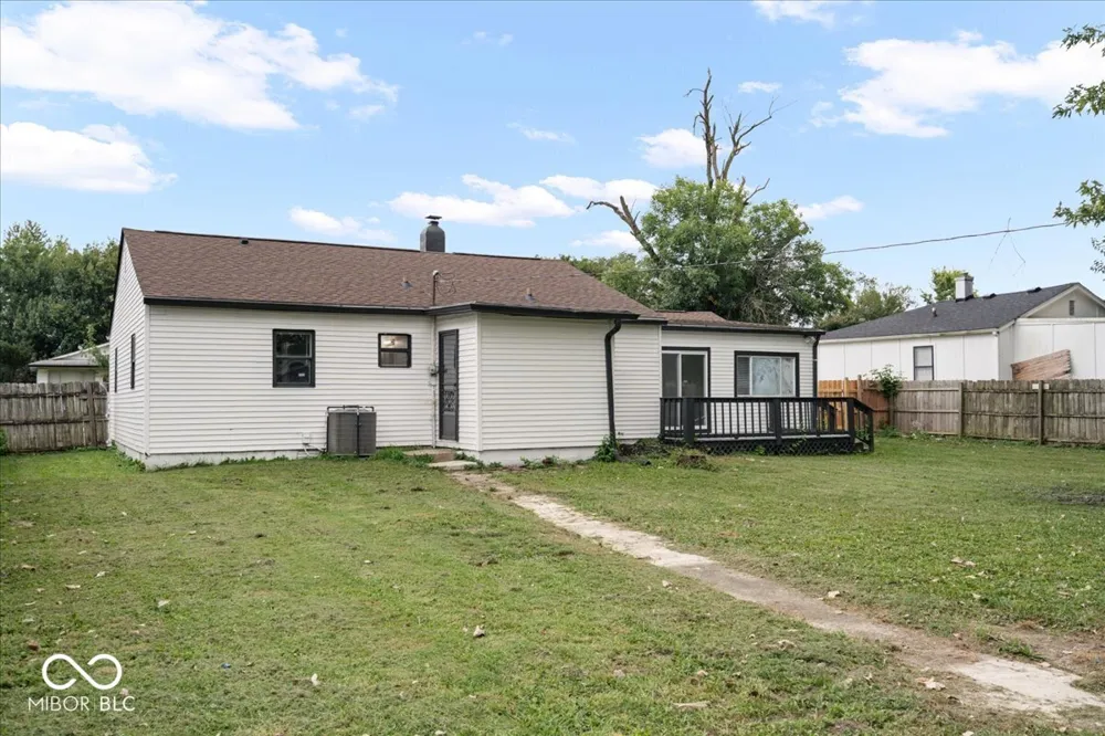 566 Trowbridge Street Indianapolis, IN 46203