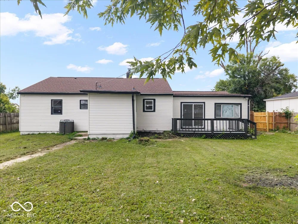 566 Trowbridge Street Indianapolis, IN 46203