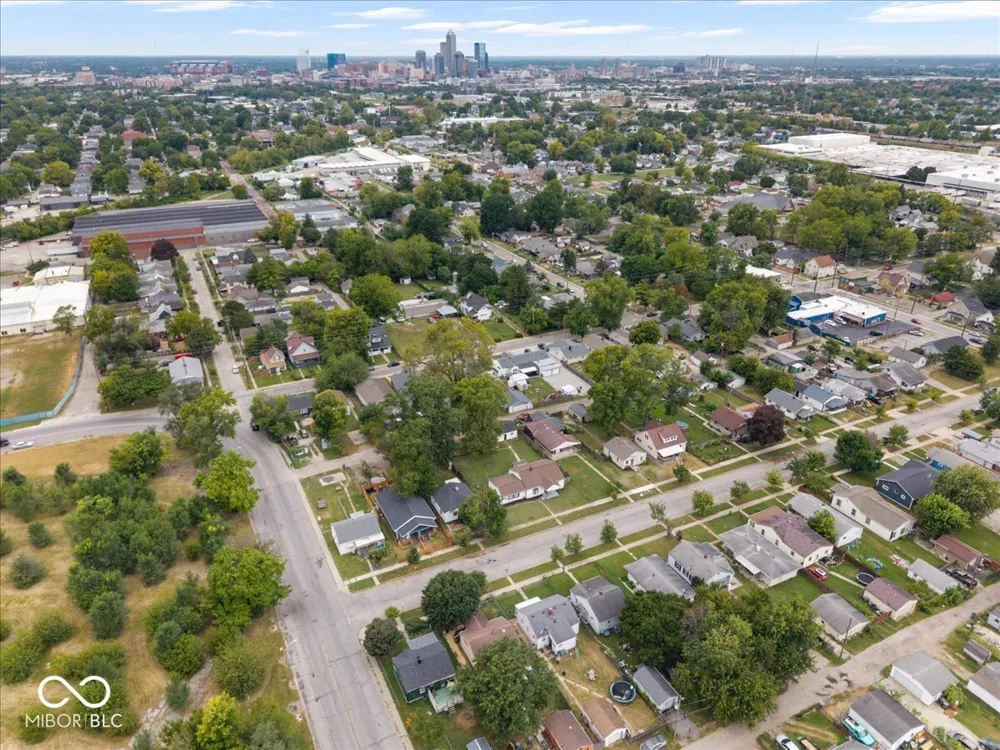 566 Trowbridge Street Indianapolis, IN 46203