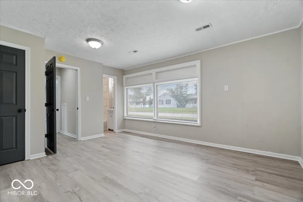 566 Trowbridge Street Indianapolis, IN 46203