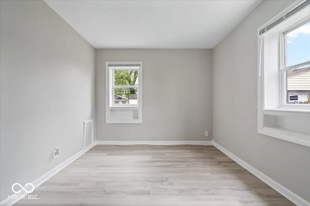 566 Trowbridge Street Indianapolis, IN 46203