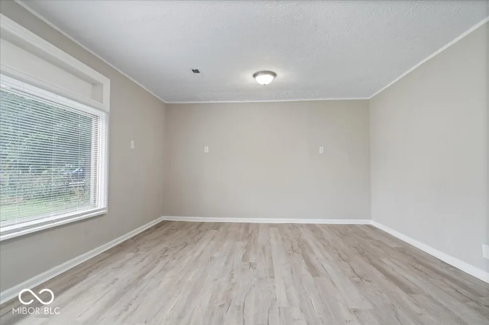 566 Trowbridge Street Indianapolis, IN 46203
