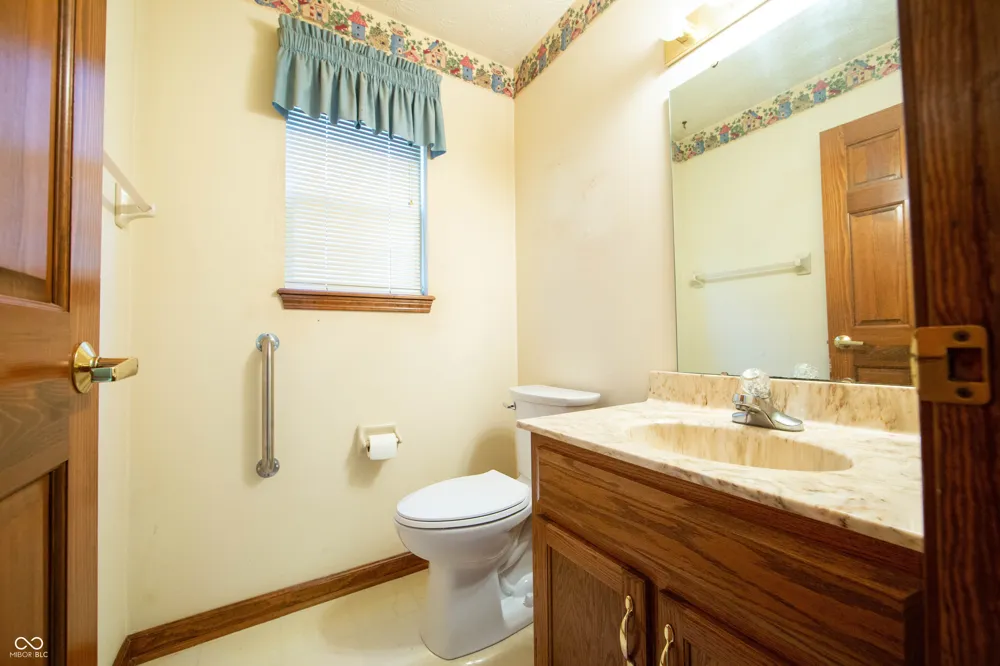 1625 Black Oak Lane Franklin, IN 46131