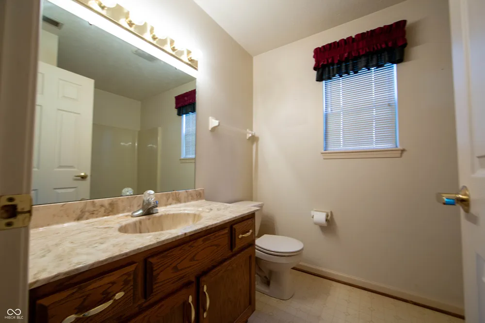 1625 Black Oak Lane Franklin, IN 46131