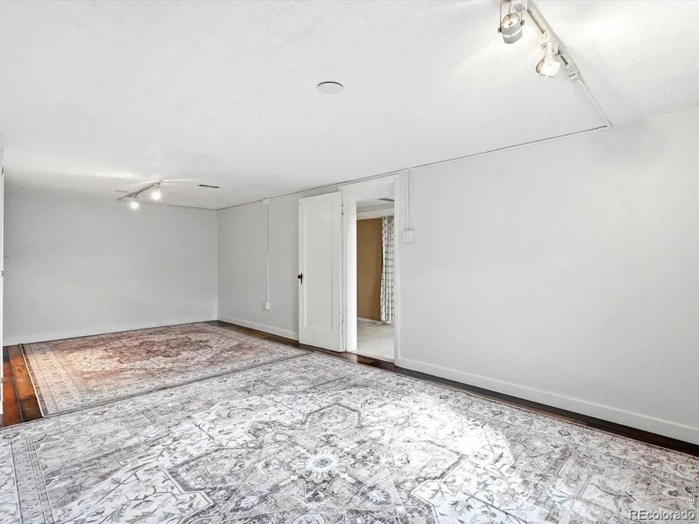 2924 Zenobia Street Denver, CO 80212