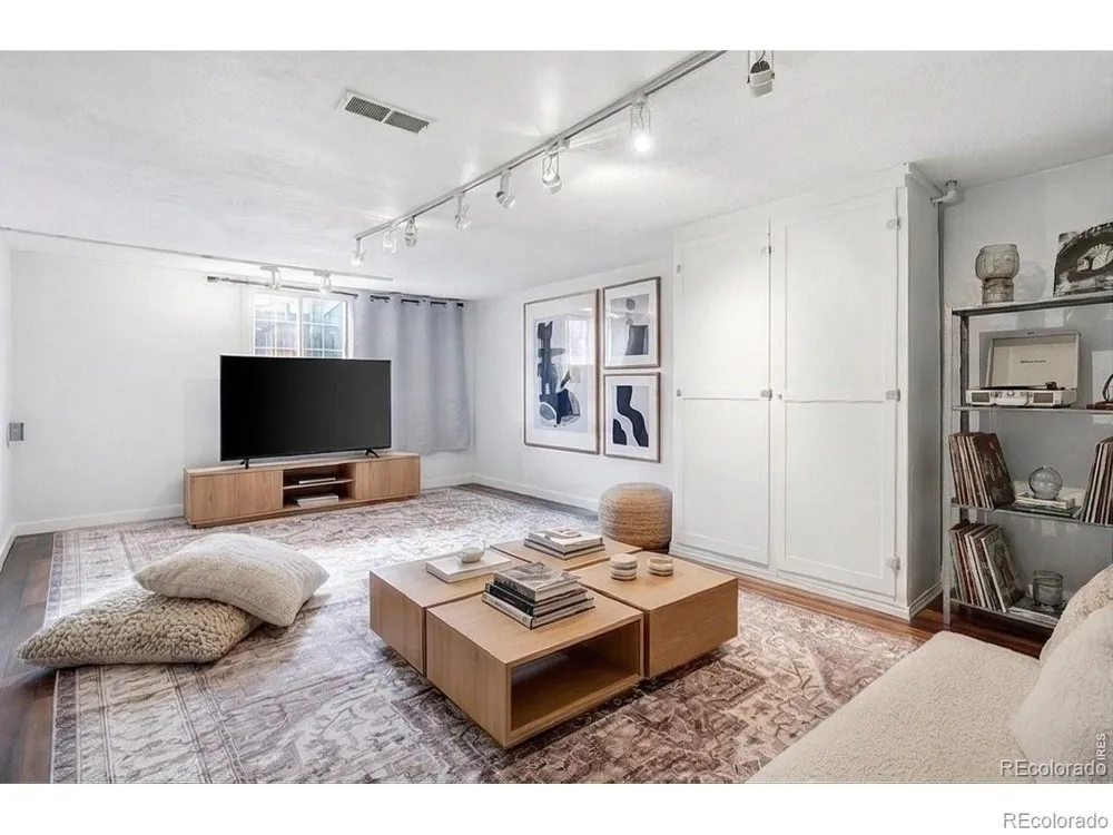 2924 Zenobia Street Denver, CO 80212