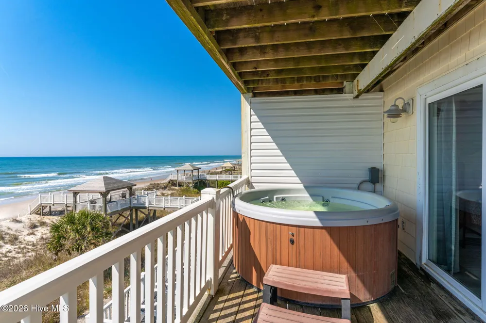 1324 New River Inlet Road North Topsail Beach, NC 28460