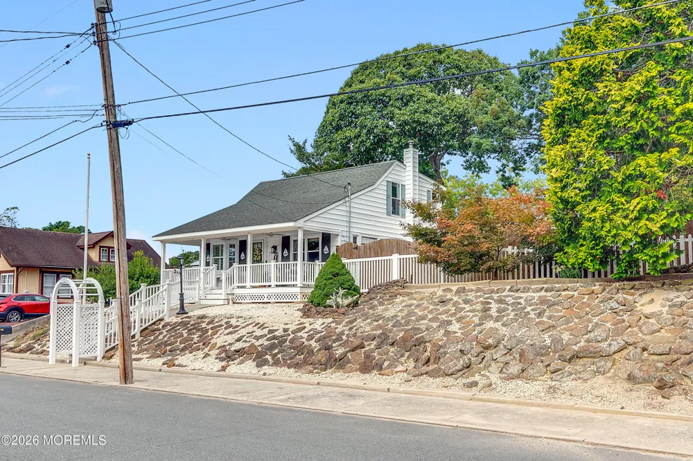 157 17th Avenue Brick, NJ 08724