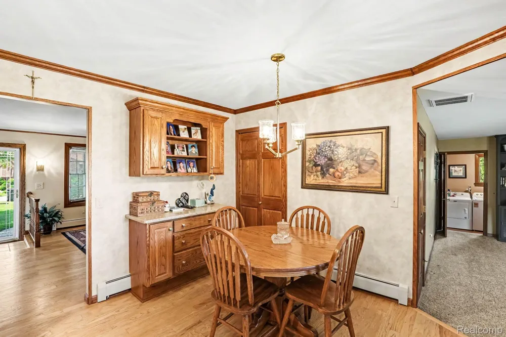 37158 Almont Drive W Sterling Heights City, MI 48310