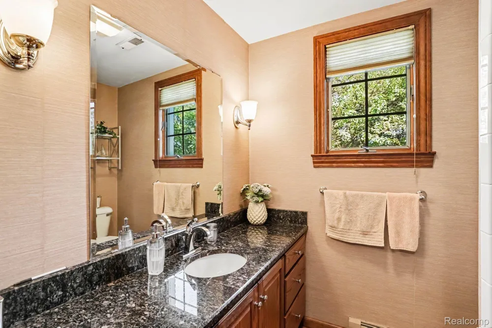 37158 Almont Drive W Sterling Heights City, MI 48310