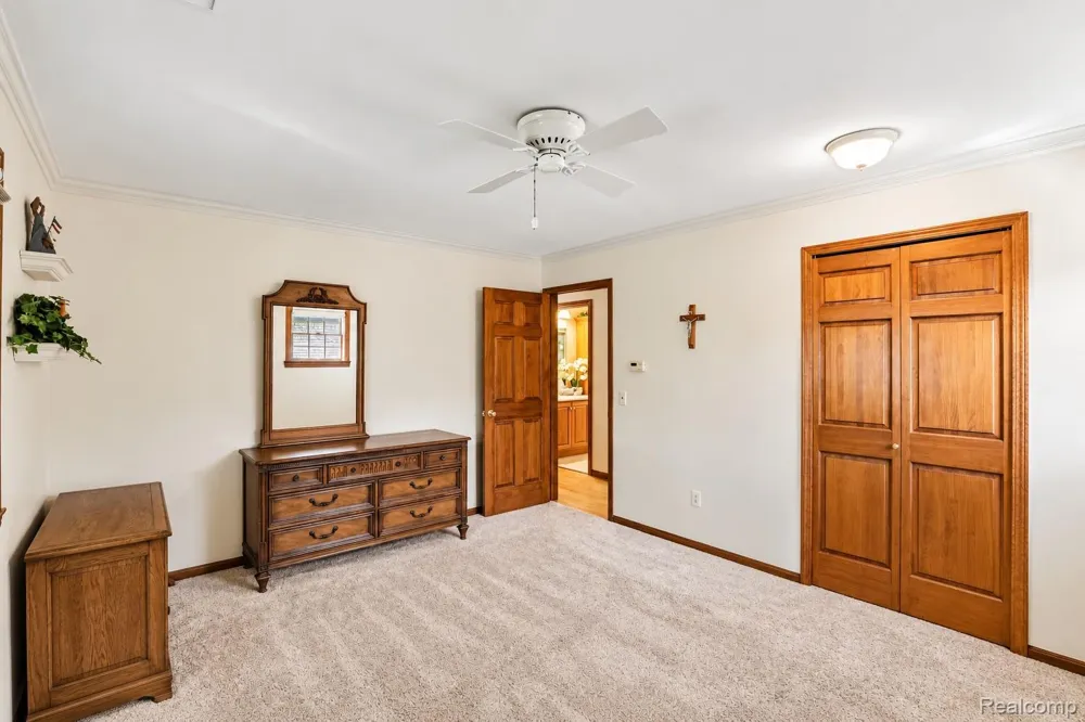 37158 Almont Drive W Sterling Heights City, MI 48310